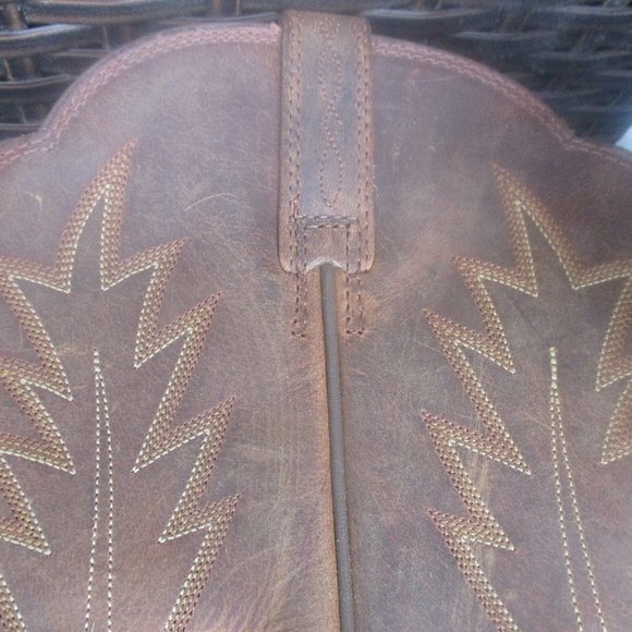 ARIAT ~ Heritage R Toe Western Boot ~Brown Distressed Leather ~ 9 C ~ Embroidery - Picture 7 of 13